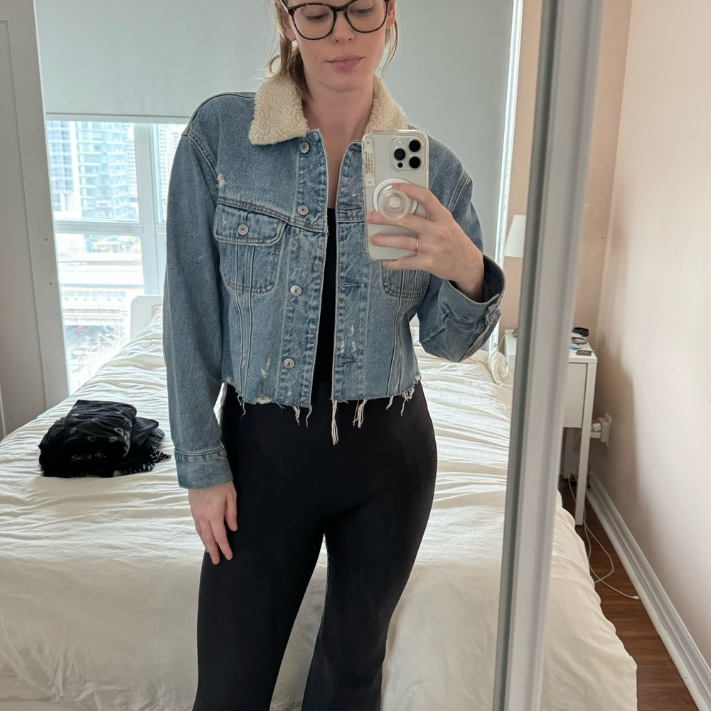 Distressed denim jacket - Abercrombie